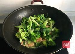 ＃东北＃西蓝花炒虾仁的做法图解8