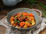 牛肉胡萝卜炖土豆的做法[图]