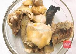 四川—核桃花炖土鸡的做法图解4