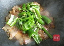  螺丝椒炒腊肉的做法图解12