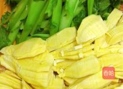 闽南芥菜炒冬笋的做法图解1