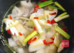 莲藕龙骨汤的做法图解6