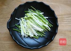  爽口香芹的做法图解2