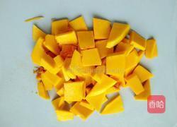 小米南瓜粥的做法图解3