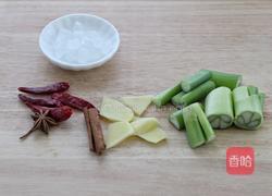 排骨烧年糕的做法图解3