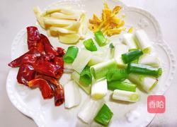 青笋炒腊肠的做法图解3