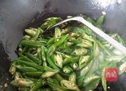 辣椒炒肉的做法图解3