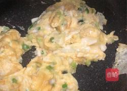 家常葱花炒滑蛋的做法图解7