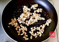 糖霜花生的做法图解4