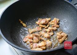 五花肉炒蒜苔的做法图解4