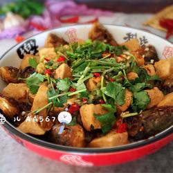酱焖鲫鱼豆腐的做法[图]