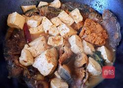 酱焖鲫鱼豆腐的做法图解15