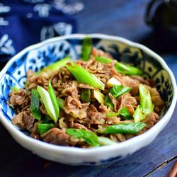 葱爆羊肉的做法[图]