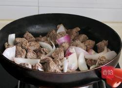 毛芋圣女果炖牛肉的做法图解6
