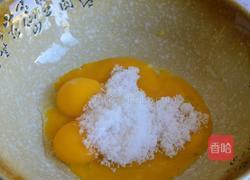 抹茶蛋糕卷(新年甜品)的做法图解1