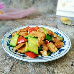 黄瓜炒肉的做法[图]