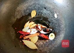 凉拌猪皮卷儿的做法图解5