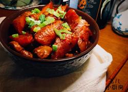 川式-胡萝卜红烧肥肠