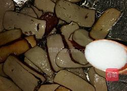 胡萝卜炒香干的做法图解4