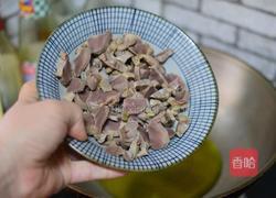 蒜苔炒鸡胗的做法图解5