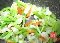 百合炒西芹的做法图解16