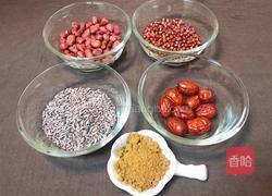 古方四物补血粥的做法图解1