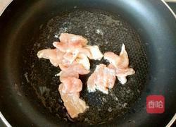 蒜薹木耳炒肉的做法图解2