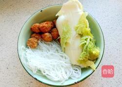 白菜丸子炖粉条的做法图解1