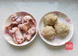 ＃东北＃大骨头炖酸菜的做法图解2