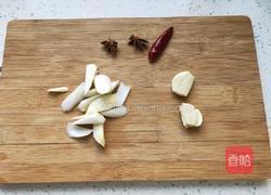 #东北#大骨头炖酸菜的做法图解4