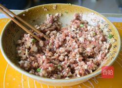 香菇肉包子的做法图解2