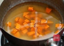 小米南瓜海参粥的做法图解4