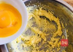 辅食-蛋黄饼干的做法图解2