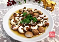 雪菜汁煮玉螺的做法图解1