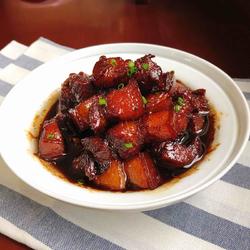 “米饭杀手”-秘制红烧肉的做法[图]