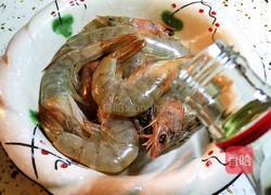 蒜蓉粉丝蒸虾的做法图解5