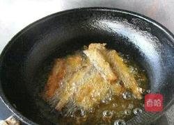裹粉炸带鱼的做法图解3