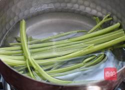 芹菜瘦肉粥的做法图解4