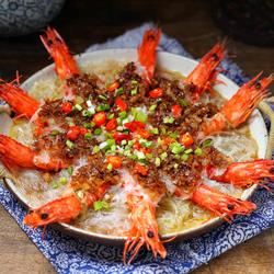 蒜蓉粉丝蒸大虾的做法[图]
