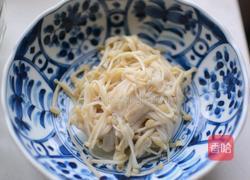 凉拌黄瓜金针菇的做法图解2