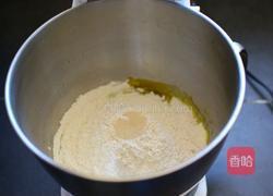 热狗面包的做法图解1