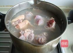 酱糯猪肘的做法图解3