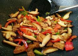 香菇炒肉的做法图解10