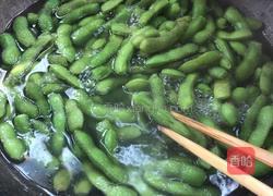 凉拌毛豆的做法图解2