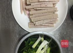 蒜香炒肉条的做法图解1