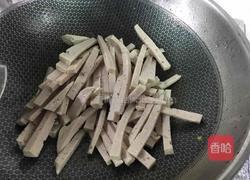 蒜香炒肉条的做法图解2