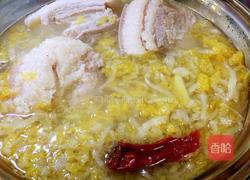 杀猪菜之五花肉血肠烩酸菜的做法图解9