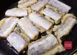 煎带鱼的做法图解8