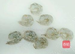 豆腐虾仁蒸水蛋的做法图解2