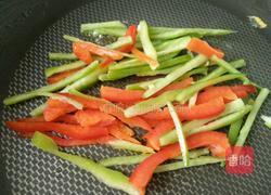 孜然香炒鹌鹑蛋的做法图解4